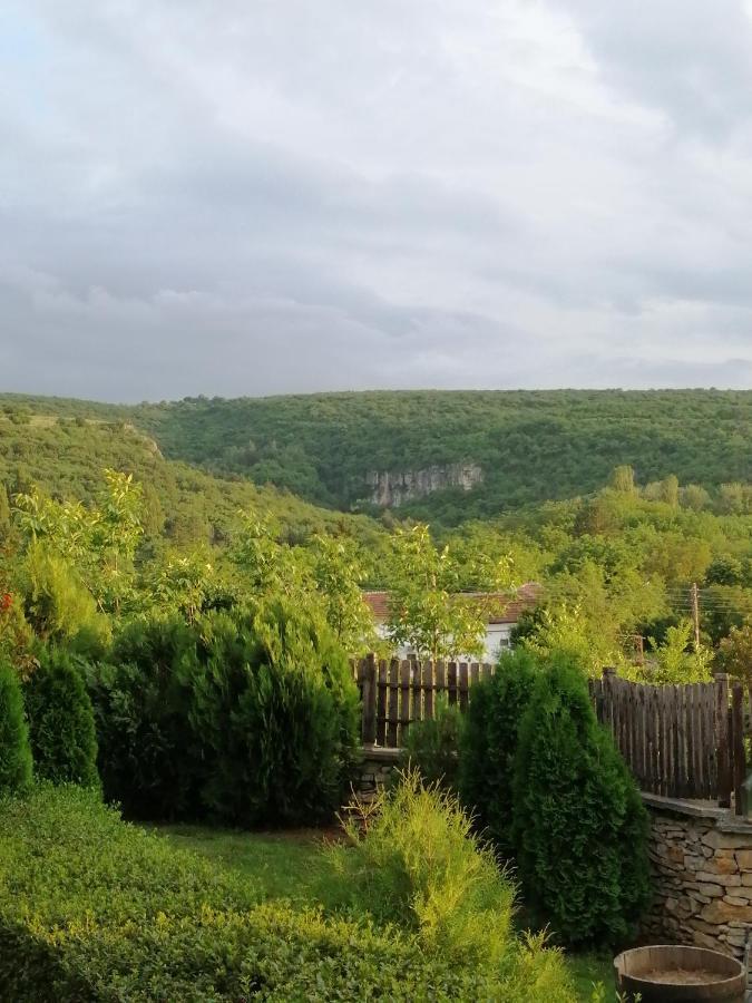 Готель Krushunska Panorama Крушуна Екстер'єр фото